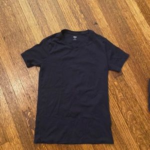 Uniqlo Basic Navy Tee